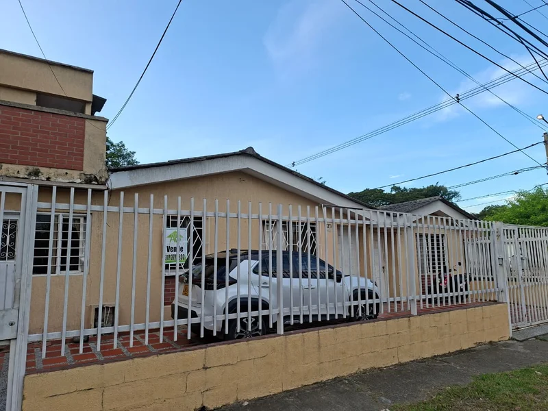 Casa externa en venta | vipasa la merced | norte de cali