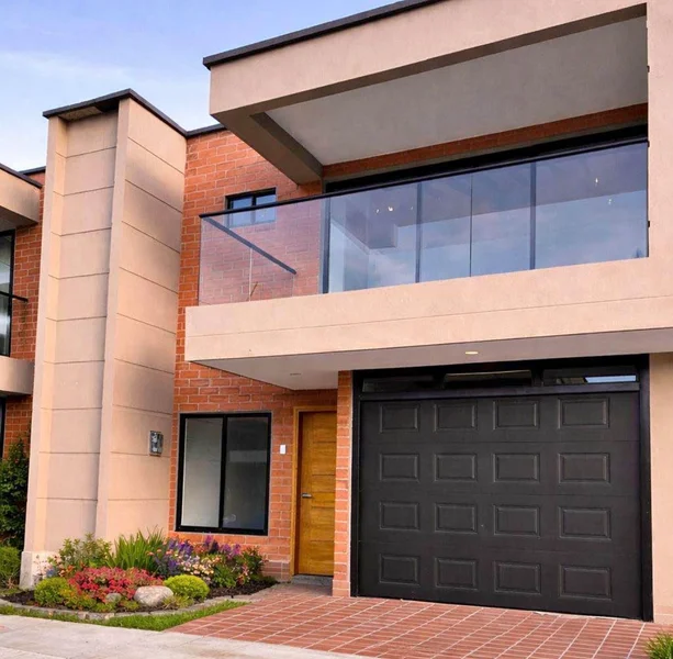 Exclusiva casa unifamiliar (PietraSanta Campestre)