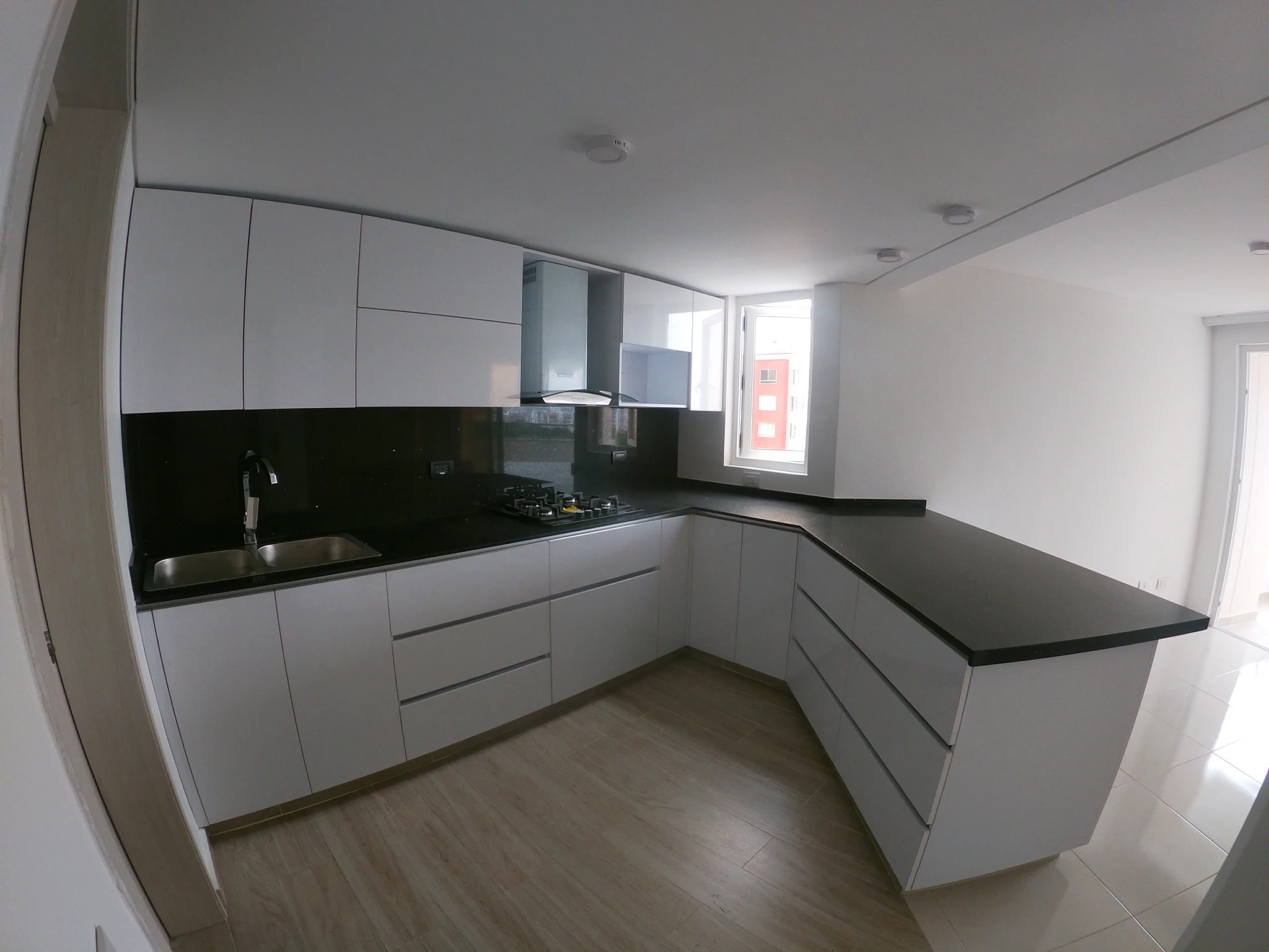 ALQUILER HERMOSO APARTAMENTO EN LA FLORA, ZONA NORTE