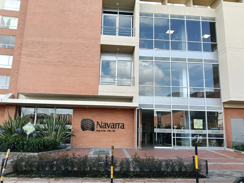 ARRIENDO APARTAMENTO PISO 11 HACIENDA NAVARRA