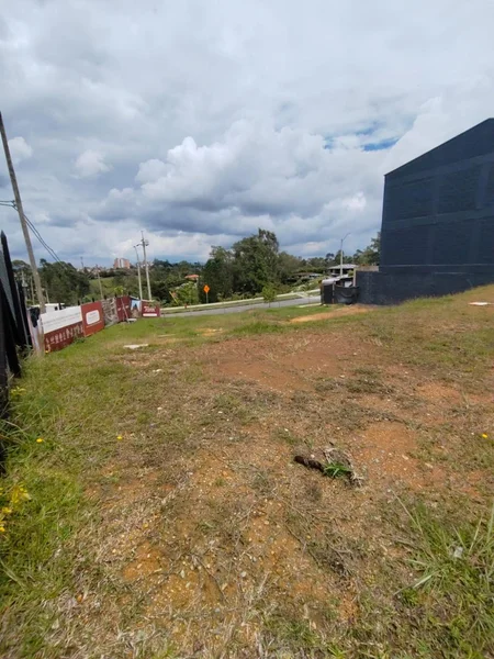 Lote en venta en urbanización San Antonio de Pereira