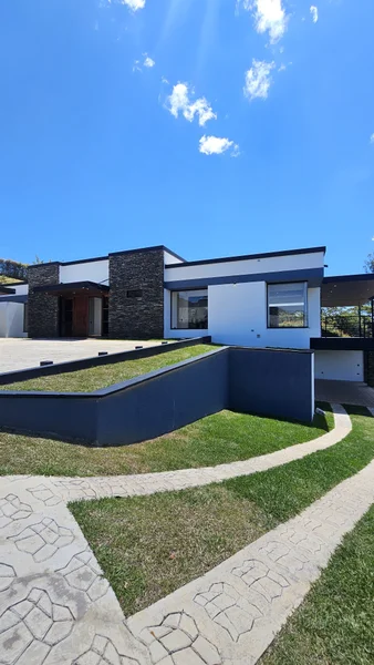 Se vende propiedad de lujo vía La Ceja - San Antonio de P