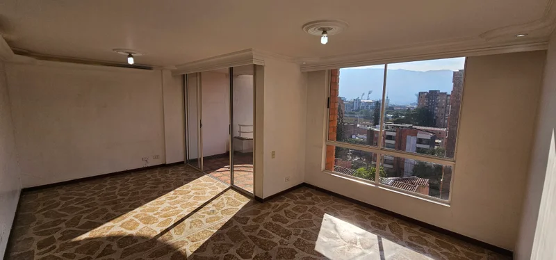 Amplio apartamento en Laureles velodromo