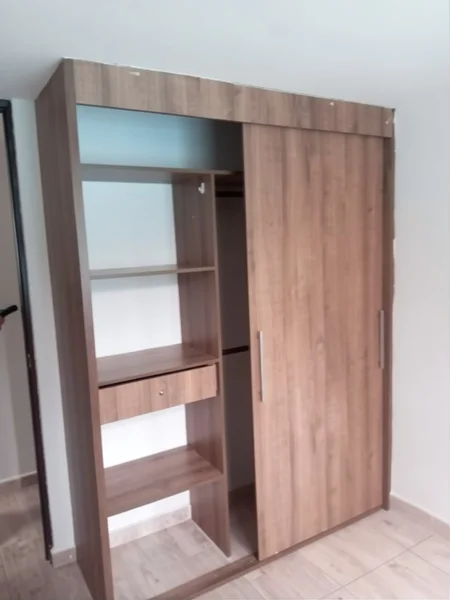 Apartamento primer piso Valadares con parqueadero