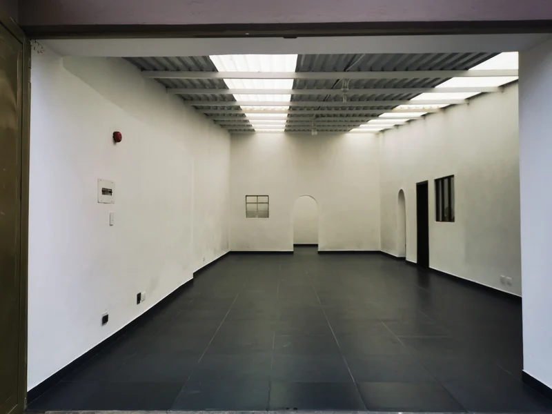 Arriendo bodega para mediana empresa
