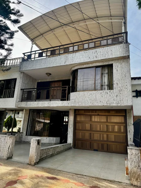 CASA EN OPORTUNIDAD EN GRAN LIMONAR - CALI