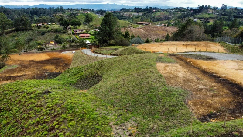 Se venden lotes en guarne 