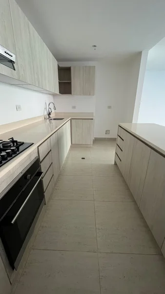 APARTAMENTO EN ARRIENDO-ALTOS DEL LIMÓN