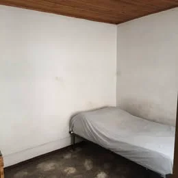 SE VENDE CASA BIFAMILIAR BARRIO EL GUABAL