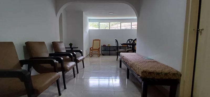 Alquiler Aparta-Estudio en el Oeste de Cali, Sta. Rita