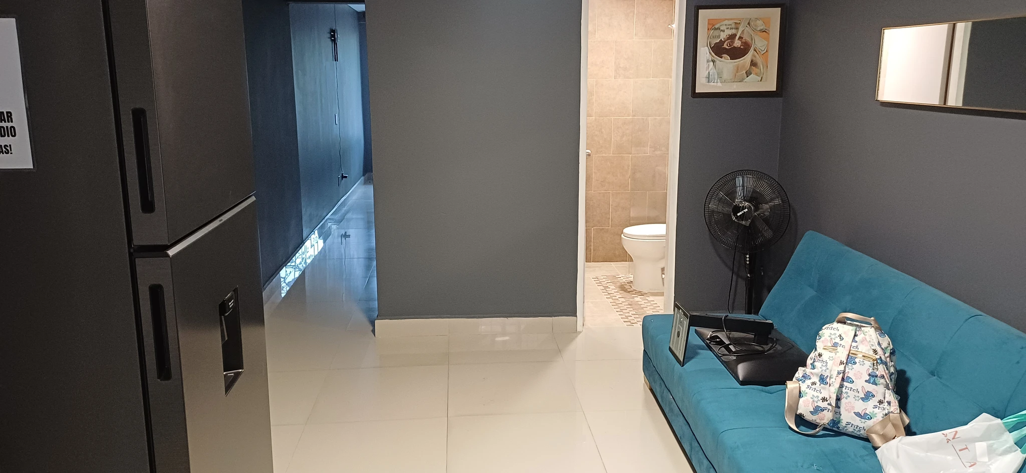 Venta excelente Casa con 6 Aparta-Estudios Remodelada, B. Eucaristico
