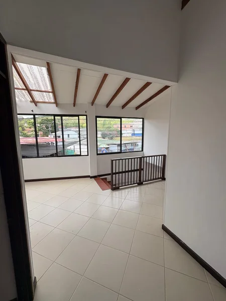 KMT 30 via al queremal Dagua - Hermosa casa 3 areas independient. comercial y residencial.