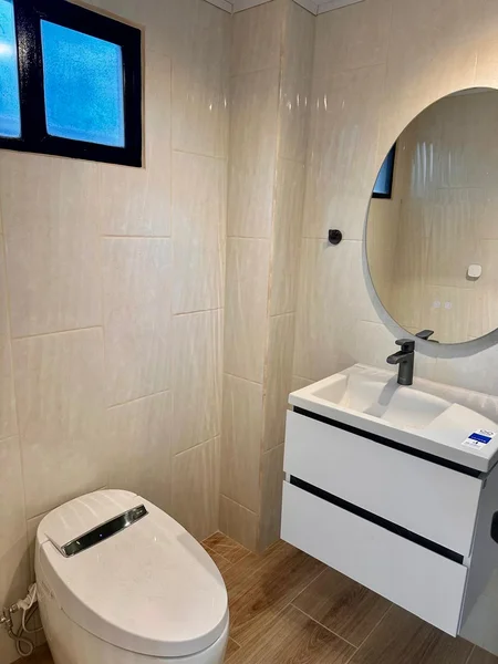 Apartamento remodelado con acabados de lujo en Chicó Norte, junto al Parque de la 93 — foto 10 de 13