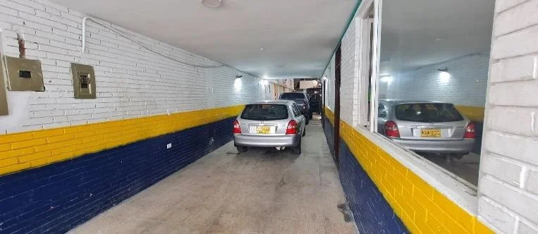 Venta Bodega  — foto 2 de 6
