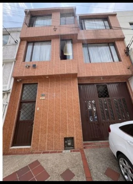 Venta Casa Bodega ubicada en el barrio Carvajal Bogotá — foto 7 de 7