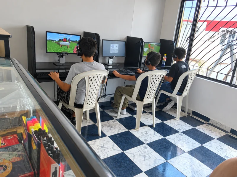 Apartamento con salida comercial venta o permuta  — foto 2 de 5