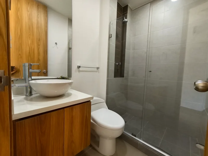 Casa de dos pisos sobre planos en Doral West, Cartagena | 3 habitaciones y 3 baños — foto 8 de 14