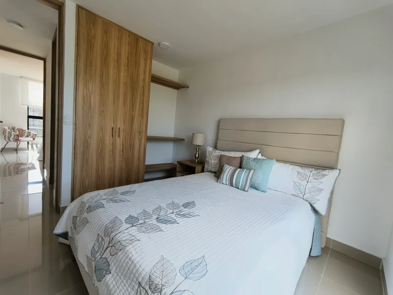 Casa de dos pisos sobre planos en Doral West, Cartagena | 3 habitaciones y 3 baños — foto 10 de 14