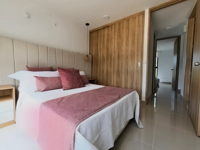 Casa de dos pisos sobre planos en Doral West, Cartagena | 3 habitaciones y 3 baños — foto 12 de 14