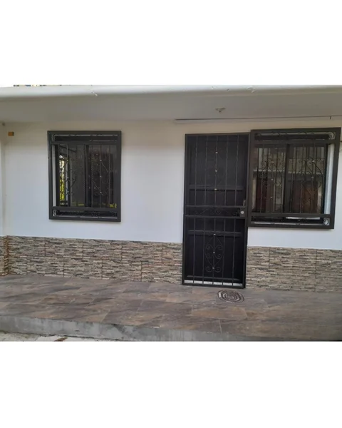 Casa para la venta en La Ceja (Primer piso) - Sector Ciudadela De Las Flores — foto 2 de 14