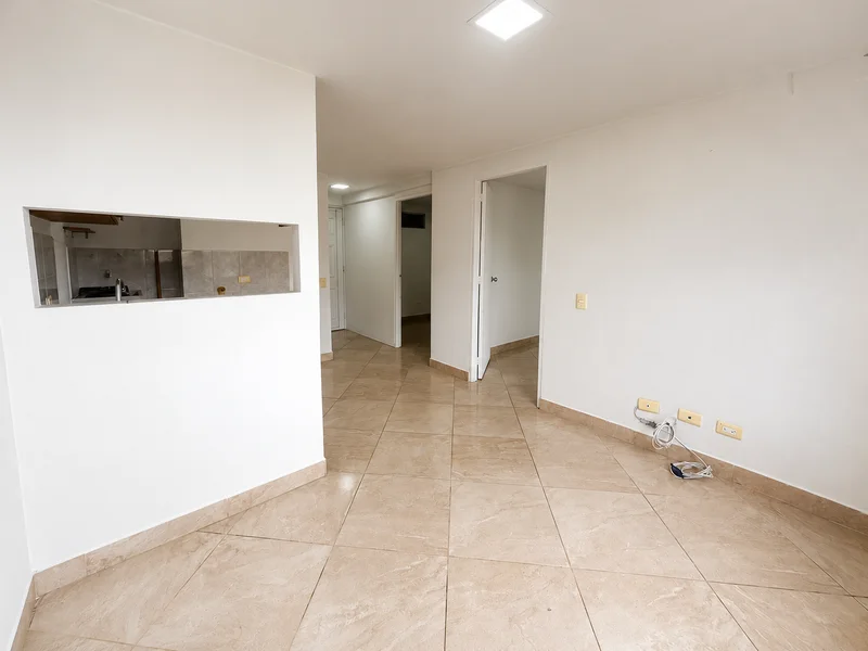 Apartamento en venta en Prado de San Nicolás, Medellín – Piso 9 con ascensor — foto 3 de 17