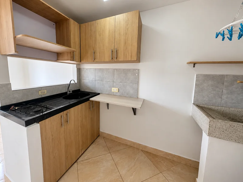 Apartamento en venta en Prado de San Nicolás, Medellín – Piso 9 con ascensor — foto 5 de 17