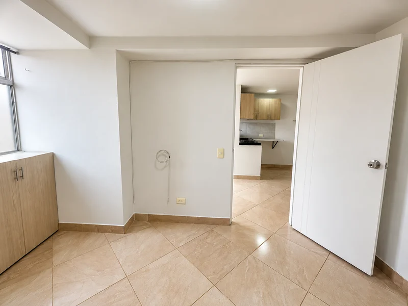 Apartamento en venta en Prado de San Nicolás, Medellín – Piso 9 con ascensor — foto 12 de 17
