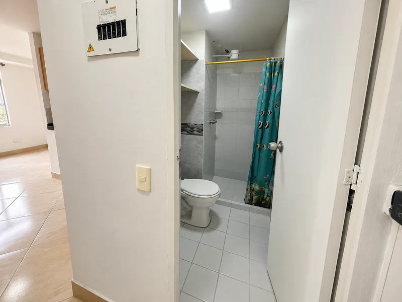 Apartamento en venta en Prado de San Nicolás, Medellín – Piso 9 con ascensor — foto 10 de 17