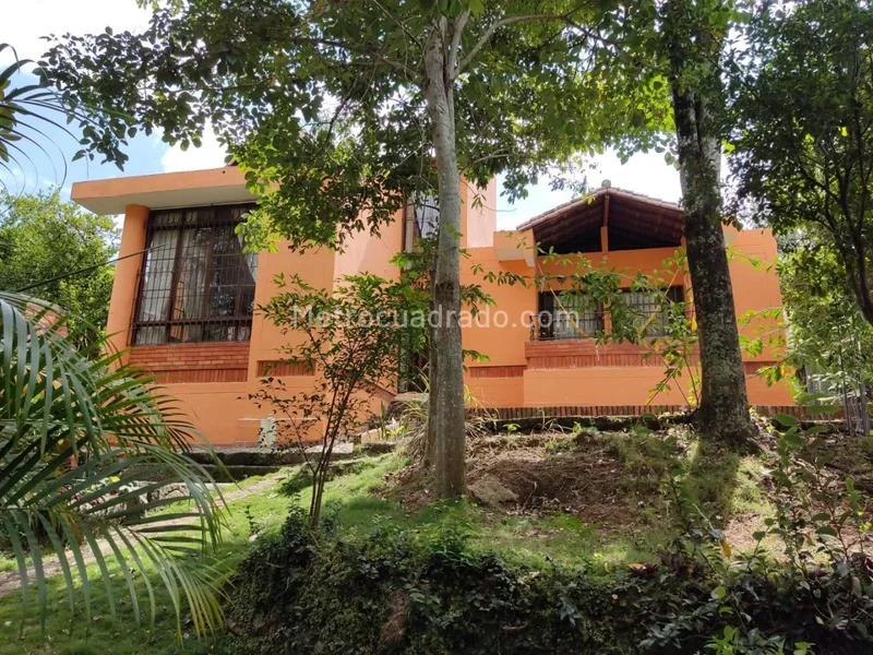 Casa en la vereda tabor - sangil, santander
