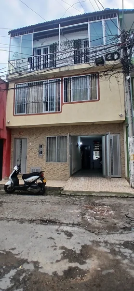 Vendo casa sector jardin avenida ibague