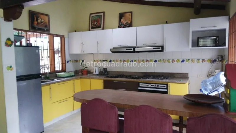 CASA CAMPESTRES EN LA VEREDA ARRAYAN - SAN FRANSISCO, CUNDINAMARCA — foto 2 de 11