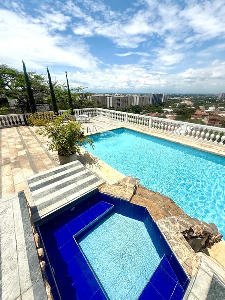 Penthouse Dúplex con Vista Panorámica Ubicación — foto 16 de 18